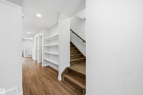 11146 78 Avenue Nw, Edmonton, AB - Indoor Photo Showing Other Room