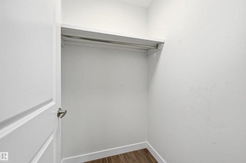 11146 78 Avenue Nw, Edmonton, AB - Indoor