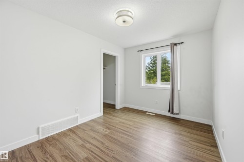 11146 78 Avenue Nw, Edmonton, AB - Indoor Photo Showing Other Room