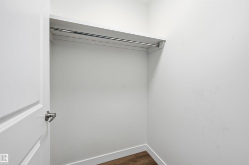 11146 78 Avenue Nw, Edmonton, AB - Indoor
