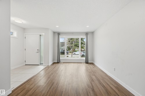 11146 78 Avenue Nw, Edmonton, AB - Indoor Photo Showing Other Room