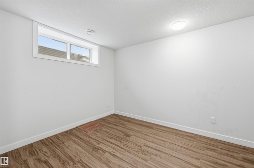 11146 78 Avenue Nw, Edmonton, AB - Indoor Photo Showing Other Room