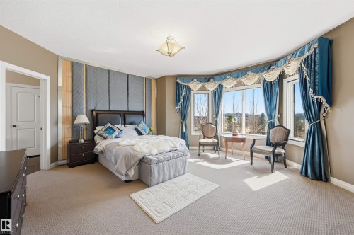 831 Hollands Landing Nw, Edmonton, AB - Indoor Photo Showing Bedroom