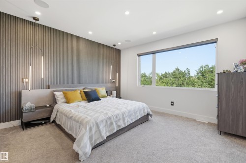 4081 Whispering River Drive Sw, Edmonton, AB - Indoor Photo Showing Bedroom