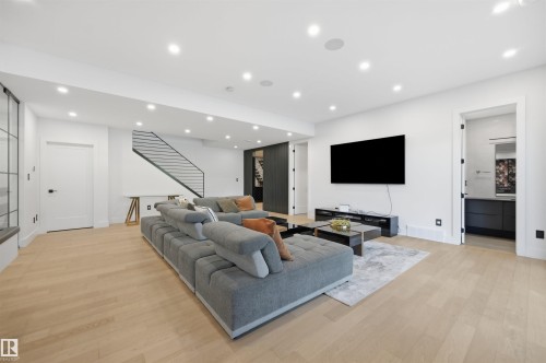4081 Whispering River Drive Sw, Edmonton, AB - Indoor Photo Showing Other Room