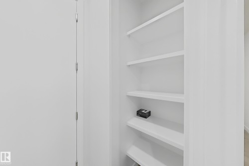 8916 Mayday Way Sw, Edmonton, AB - Indoor With Storage