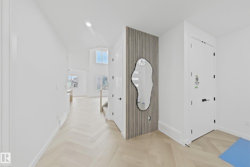 8916 Mayday Way Sw, Edmonton, AB - Indoor Photo Showing Other Room