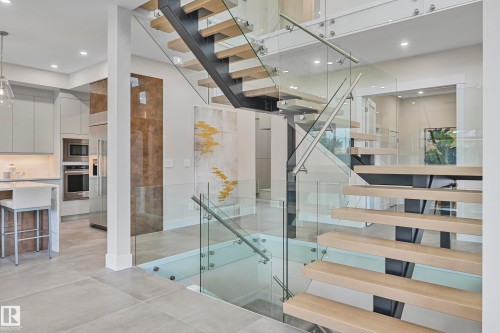 5121 Woolsey Link Nw, Edmonton, AB - Indoor