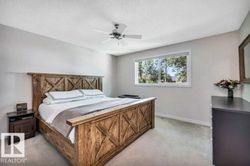 166 Larose Drive, St. Albert, AB - Indoor Photo Showing Bedroom