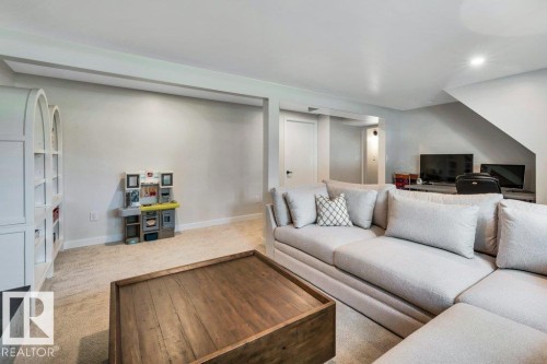 166 Larose Drive, St. Albert, AB - Indoor Photo Showing Living Room