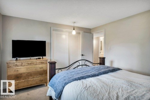 166 Larose Drive, St. Albert, AB - Indoor Photo Showing Bedroom