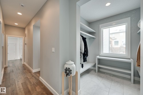 1311 Hainstock Way Sw, Edmonton, AB - Indoor Photo Showing Other Room