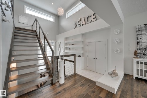 1311 Hainstock Way Sw, Edmonton, AB - Indoor Photo Showing Other Room