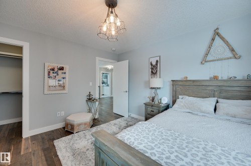 1311 Hainstock Way Sw, Edmonton, AB - Indoor Photo Showing Bedroom