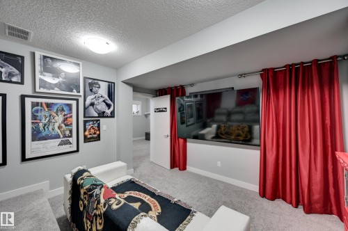 1311 Hainstock Way Sw, Edmonton, AB - Indoor Photo Showing Other Room