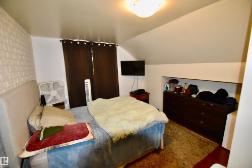 4629 47 Avenue, St. Paul Town, AB - Indoor Photo Showing Bedroom