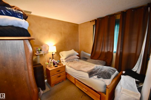 4629 47 Avenue, St. Paul Town, AB - Indoor Photo Showing Bedroom