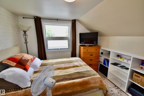 4629 47 Avenue, St. Paul Town, AB - Indoor Photo Showing Bedroom