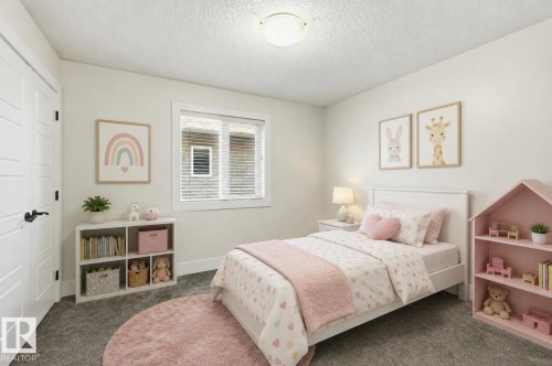 5216 Mullen Crest Nw, Edmonton, AB - Indoor Photo Showing Bedroom
