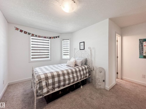 #11 150 Everitt Dr, St. Albert, AB - Indoor Photo Showing Bedroom