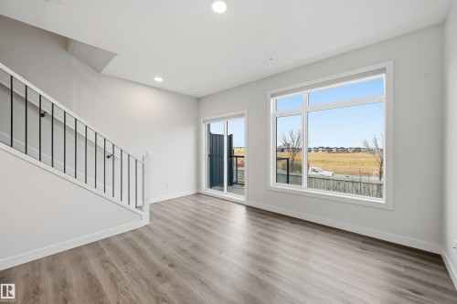 #38 1010 Rabbit Hill Rd Sw, Edmonton, AB - Indoor Photo Showing Other Room