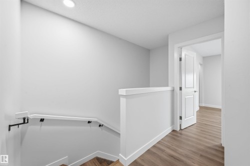 #38 1010 Rabbit Hill Rd Sw, Edmonton, AB - Indoor Photo Showing Other Room