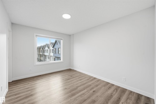 #38 1010 Rabbit Hill Rd Sw, Edmonton, AB - Indoor Photo Showing Other Room