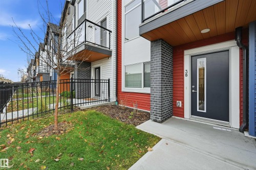 #38 1010 Rabbit Hill Rd Sw, Edmonton, AB - Outdoor With Exterior