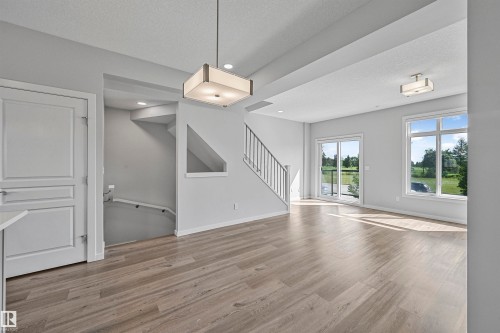 #72 1010 Rabbit Hill Rd Sw, Edmonton, AB - Indoor