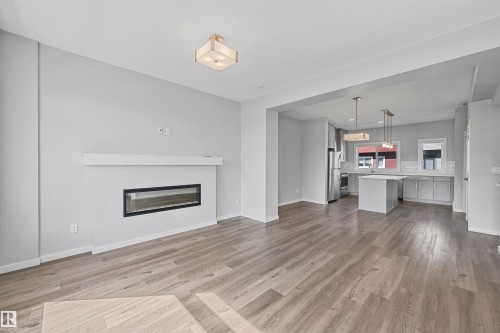 #72 1010 Rabbit Hill Rd Sw, Edmonton, AB - Indoor With Fireplace