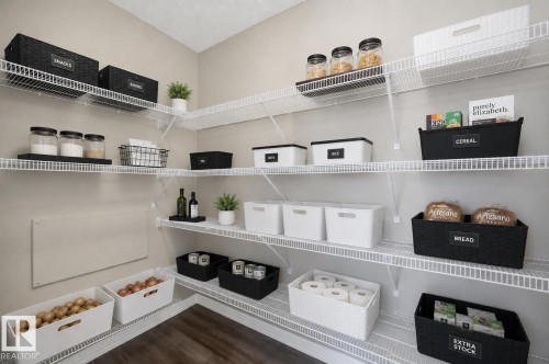 (virtually staged accessories) - 3528 Claxton Crescent Sw, Edmonton, AB - Indoor