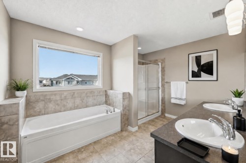 (virtually staged accessories) - 3528 Claxton Crescent Sw, Edmonton, AB - Indoor Photo Showing Bathroom