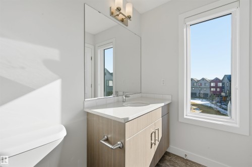 #85 1010 Rabbit Hill Rd Sw, Edmonton, AB - Indoor Photo Showing Bathroom