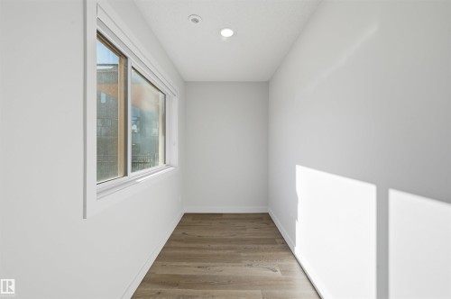 #85 1010 Rabbit Hill Rd Sw, Edmonton, AB - Indoor Photo Showing Other Room