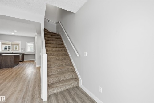 #80 1010 Rabbit Hill Rd Sw, Edmonton, AB - Indoor Photo Showing Other Room