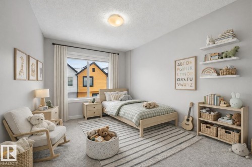#80 1010 Rabbit Hill Rd Sw, Edmonton, AB - Indoor Photo Showing Bedroom