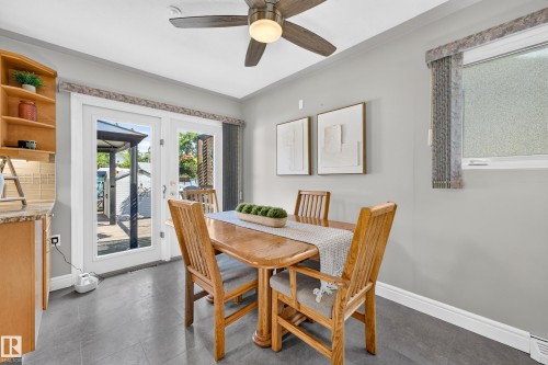 6716 101A Avenue Nw, Edmonton, AB - Indoor Photo Showing Dining Room
