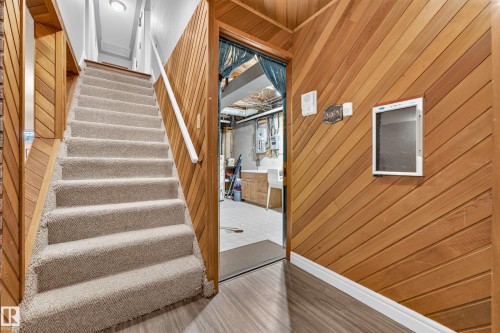 6716 101A Avenue Nw, Edmonton, AB - Indoor Photo Showing Other Room