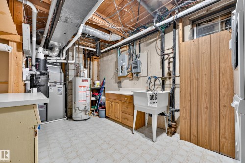 6716 101A Avenue Nw, Edmonton, AB - Indoor Photo Showing Basement