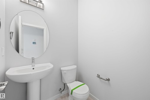 #16 804 Welsh Dr Sw, Edmonton, AB - Indoor Photo Showing Bathroom
