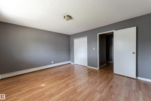 #2 10737 116 St Nw, Edmonton, AB - Indoor Photo Showing Other Room