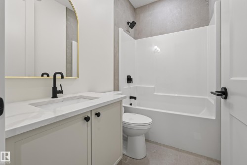 57 Hull Wynd, Spruce Grove, AB - Indoor Photo Showing Bathroom