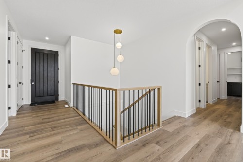 57 Hull Wynd, Spruce Grove, AB - Indoor Photo Showing Other Room