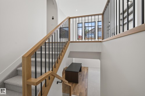 57 Hull Wynd, Spruce Grove, AB - Indoor Photo Showing Other Room