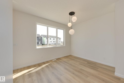 21007 25 Avenue Nw, Edmonton, AB - Indoor Photo Showing Other Room