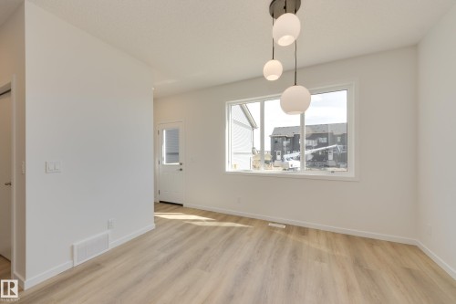 21007 25 Avenue Nw, Edmonton, AB - Indoor Photo Showing Other Room