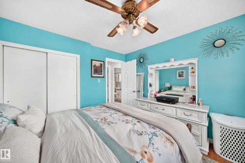 13815 62 Street Nw, Edmonton, AB - Indoor Photo Showing Bedroom