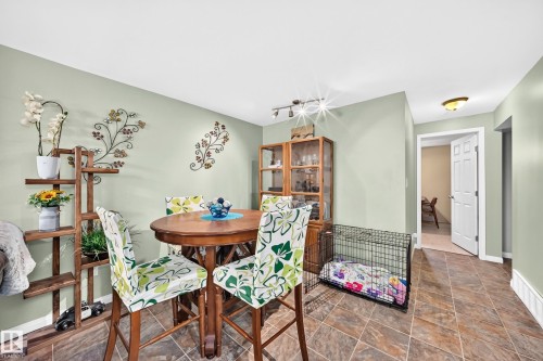 13815 62 Street Nw, Edmonton, AB - Indoor Photo Showing Dining Room