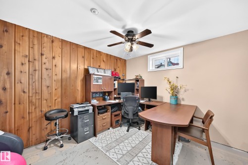 13815 62 Street Nw, Edmonton, AB - Indoor Photo Showing Office