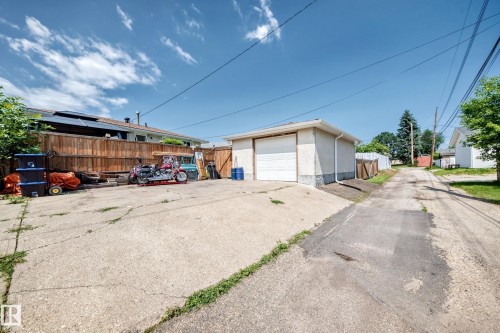 13815 62 Street Nw, Edmonton, AB - Outdoor